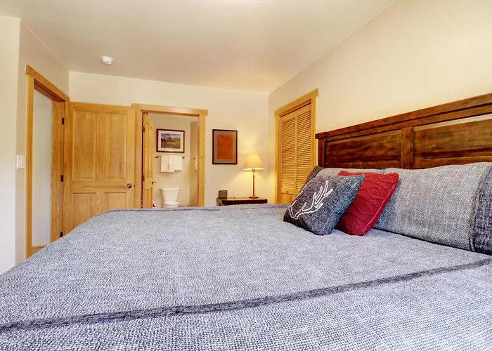 Cs302 Copper Springs Apartment